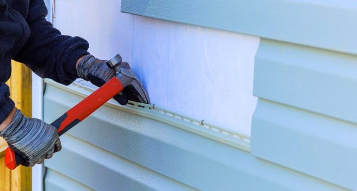 Tips for Repairing Your Vinyl Siding | George Kent Home
